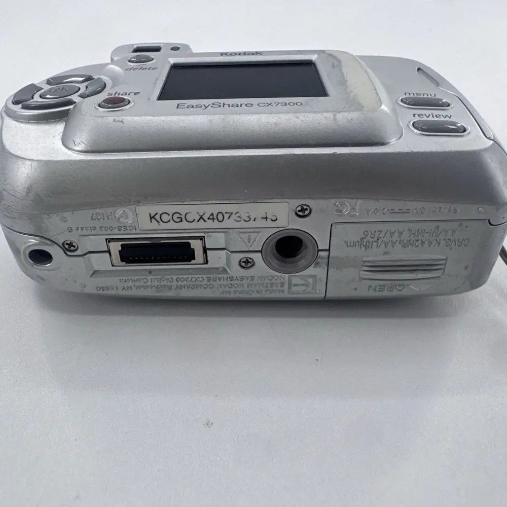 Kodak EasyShare CX7300 - Y2K Vintage Digital Camera Tested Fast Shipping
